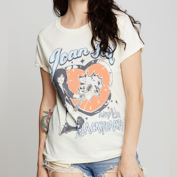 Recycled Karma Tops - NWOT🤍Recycled Karma Joan Jett & The Blackhearts Tee S